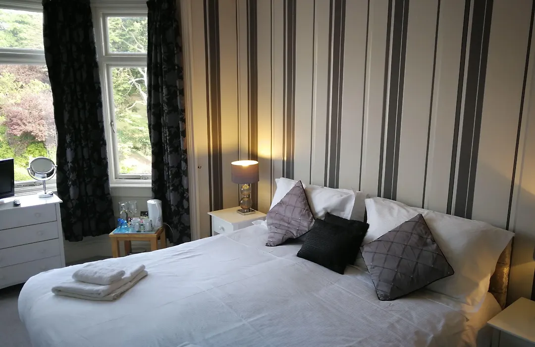 The Grove Guesthouse-1